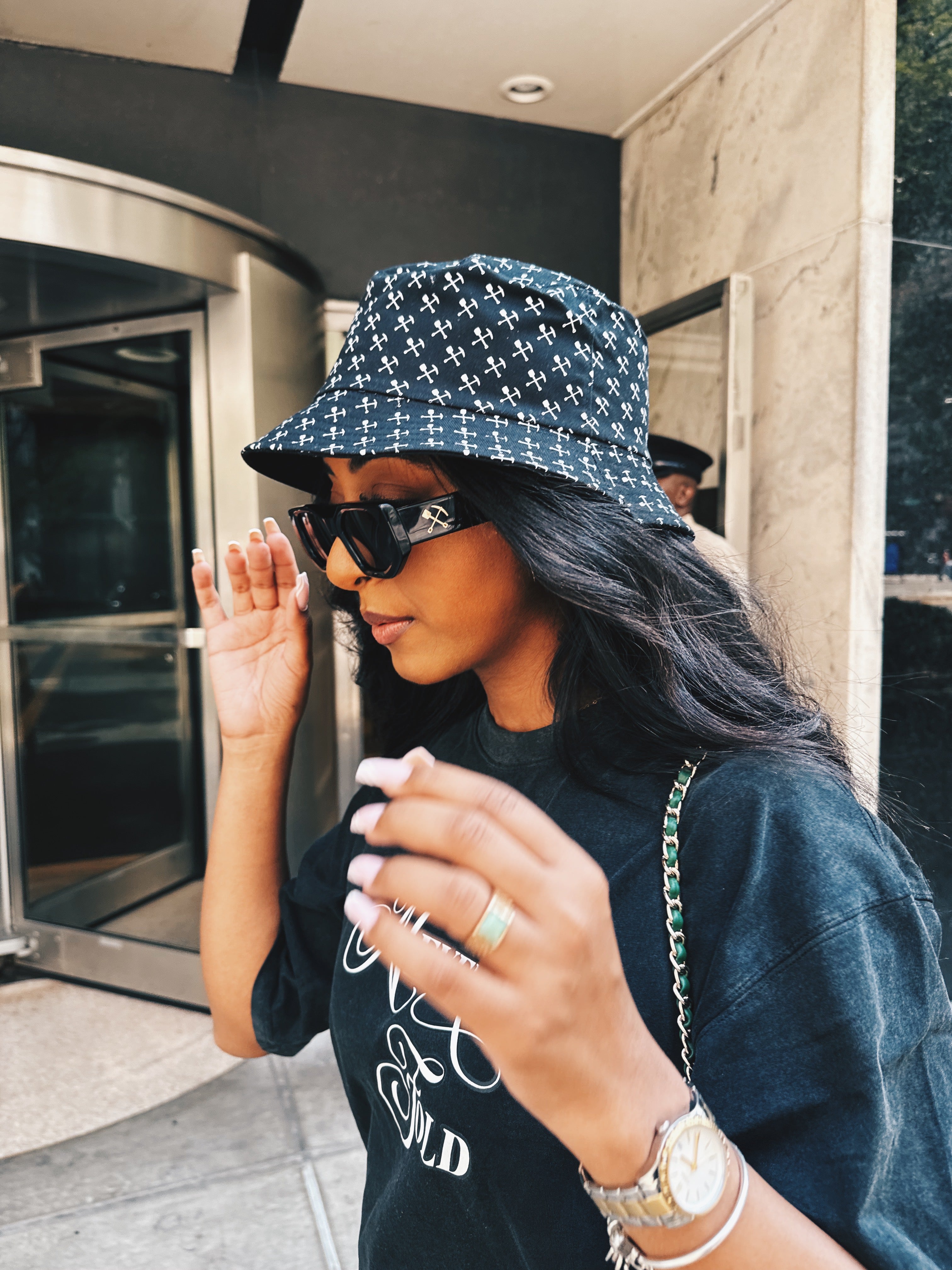 GR Reversible Bucket Hat